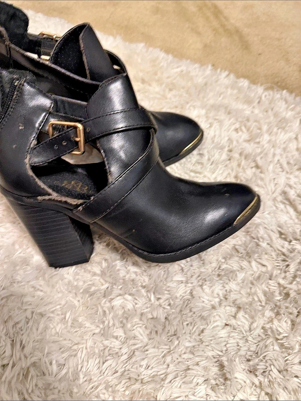 Rock Republican Pointed Toe Ankle Strap Heels in Black